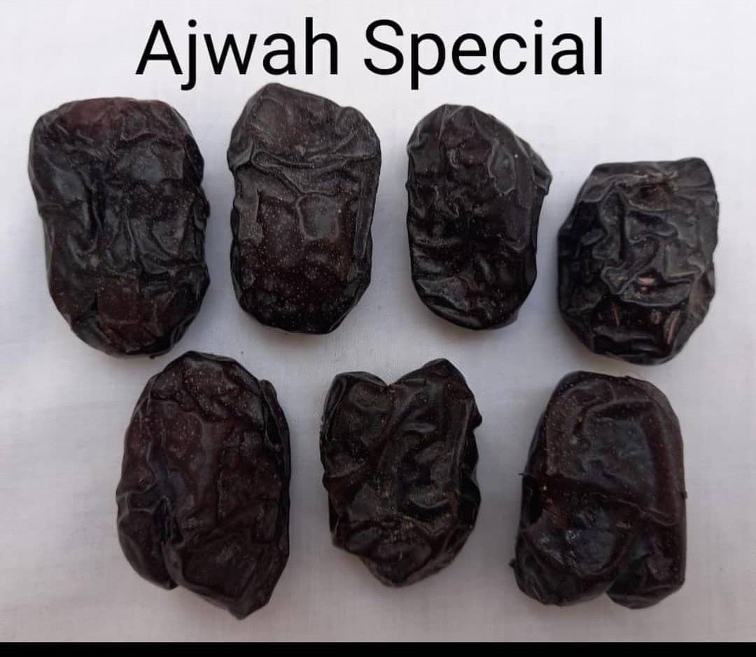 Ajwa Dates - Premium
